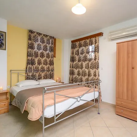 Sofia Dream Aparthotel Agia Anna (Naxos)